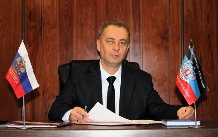 Олег Пономарев провел первое аппаратное совещание и обозначил приоритеты работы Олег Пономарев провел первое аппаратное совещание и обозначил приоритеты работы