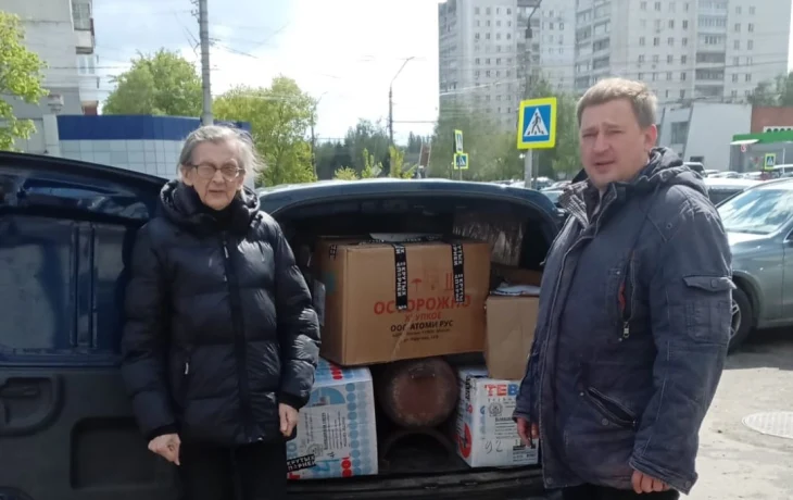 Депутат Краснолиманского совета Максим Сойников оказывает поддержку бойцам на передовой Депутат Краснолиманского совета Максим Сойников оказывает поддержку бойцам на передовой